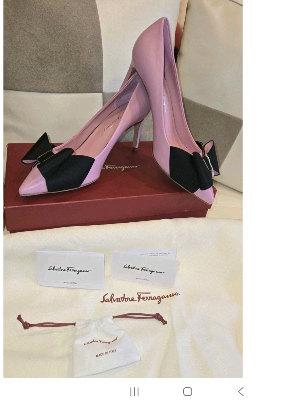 SALVATORE FERRAGAMO WOMEN FLAMINGO ZOEY 70PUMPS WITH BLACK BOW ACCENT SIZE 9 NWT